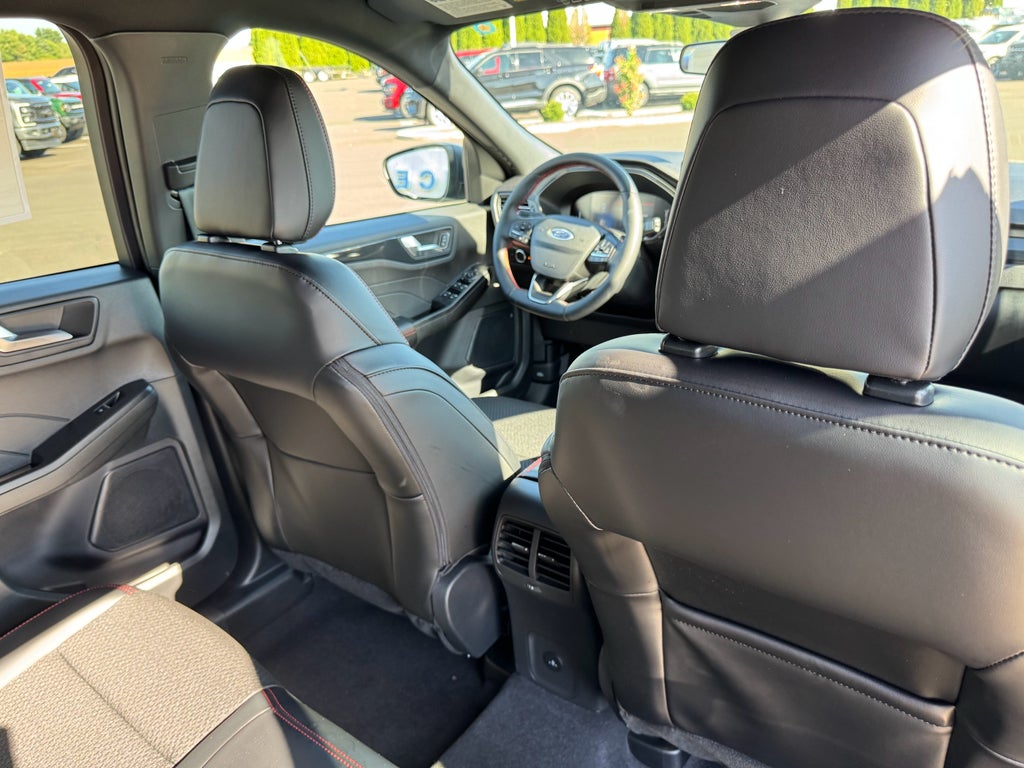 2026 Ford Escape ST-Line AWD