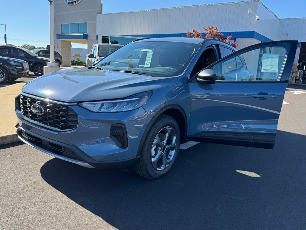 2026 Ford Escape ST-Line AWD