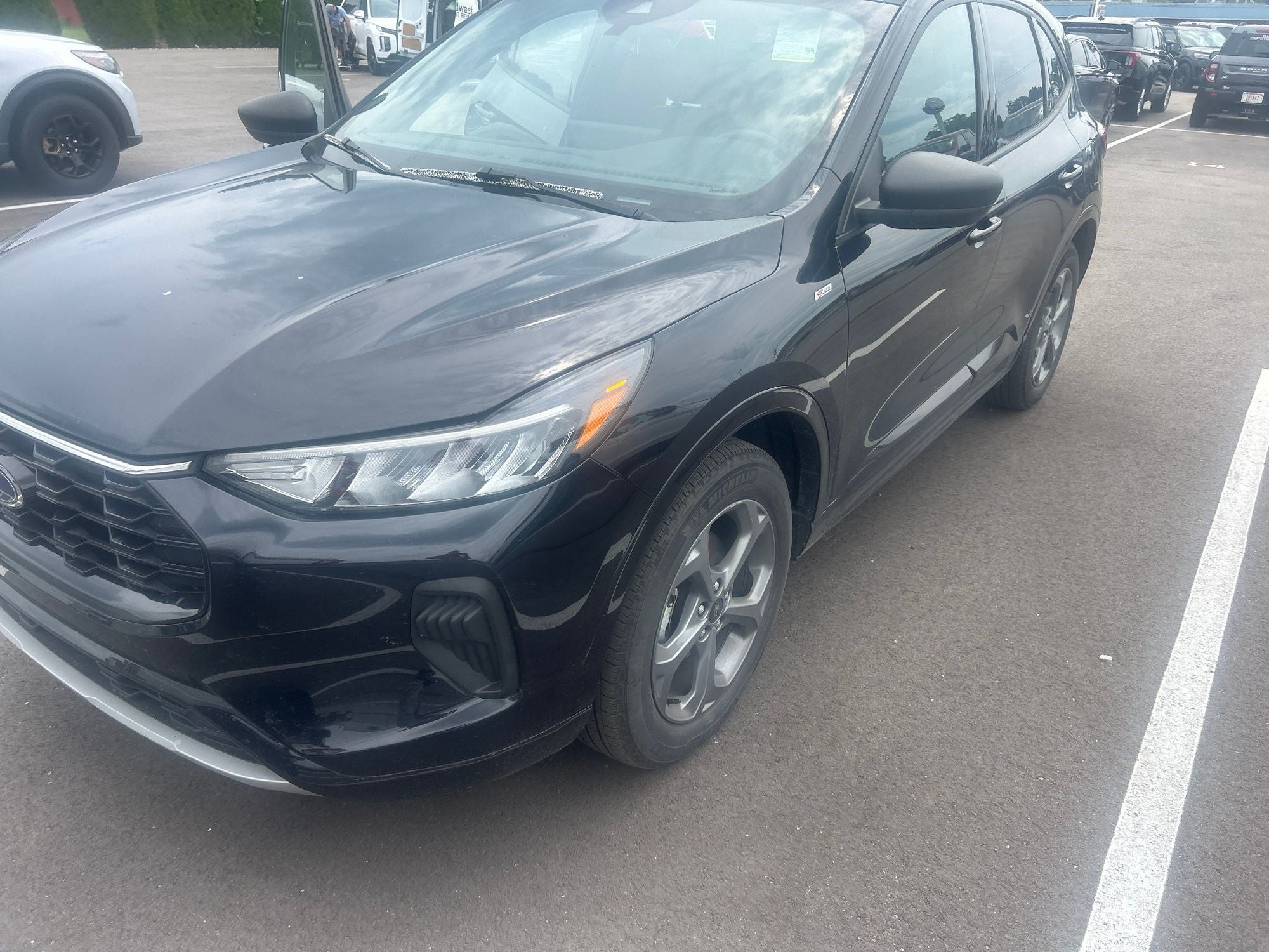 2024 Ford Escape ST-Line 300A pkg