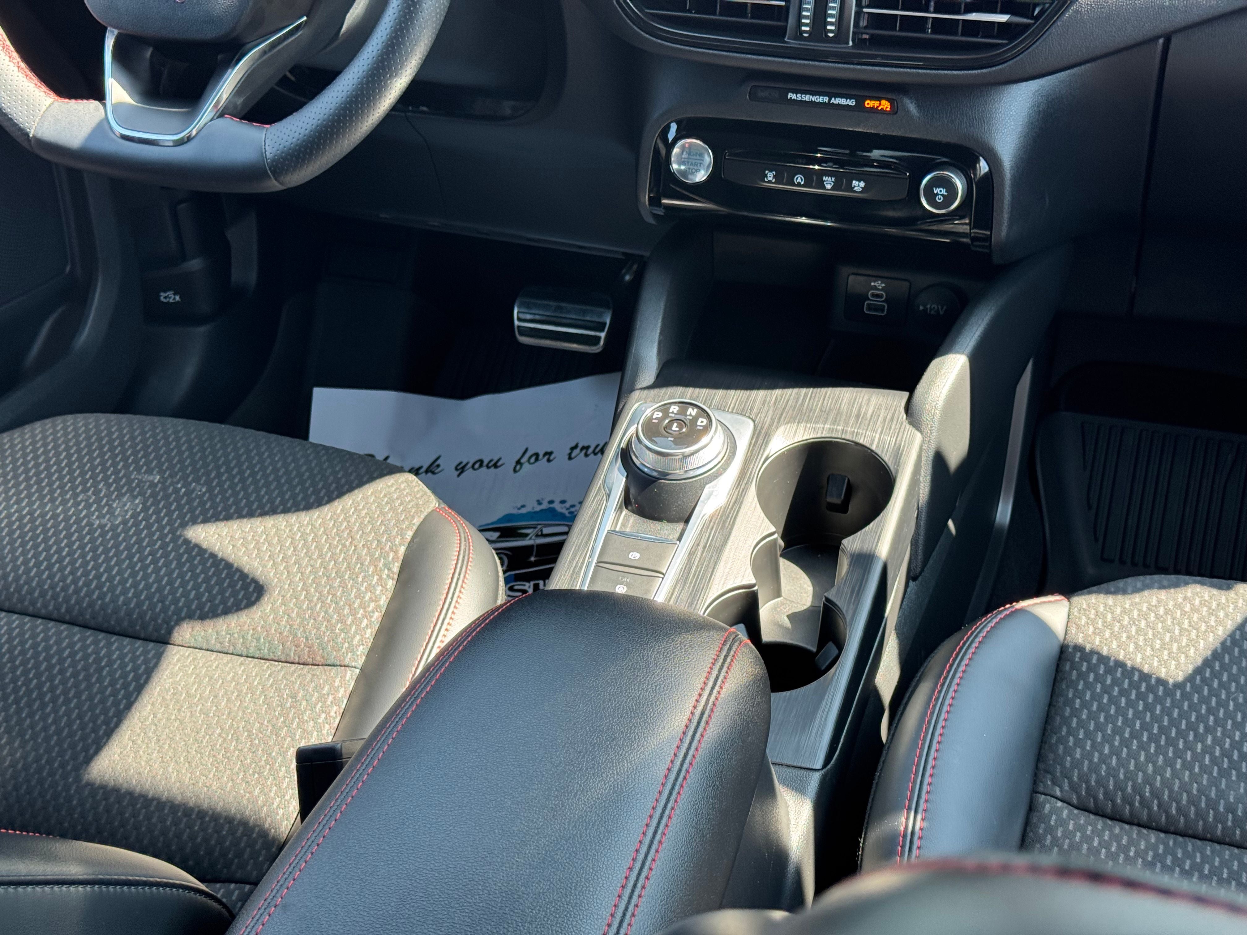 2024 Ford Escape ST-Line 300A pkg