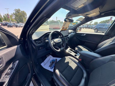 2024 Ford Escape ST-Line 300A pkg