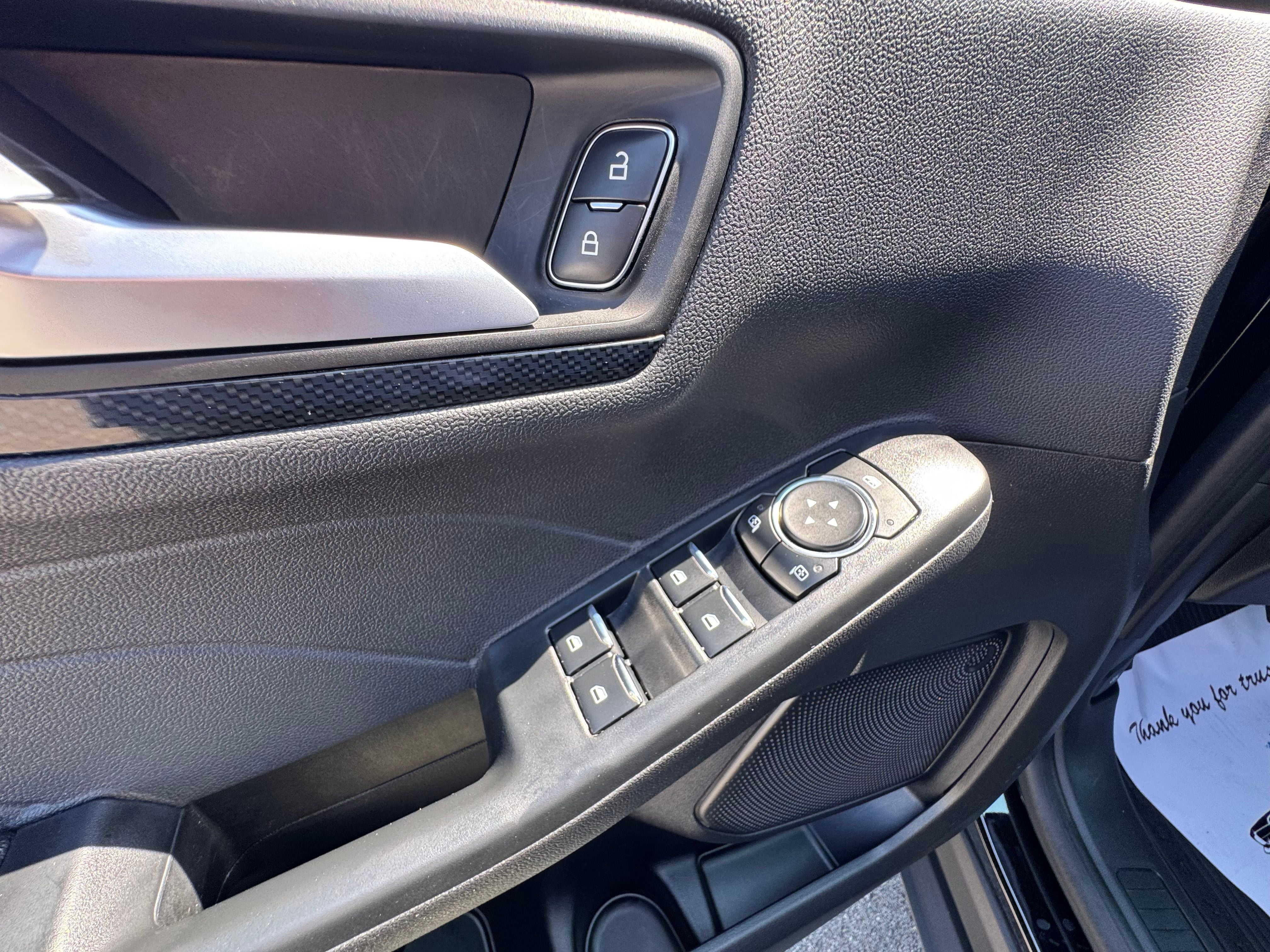 2024 Ford Escape ST-Line 300A pkg
