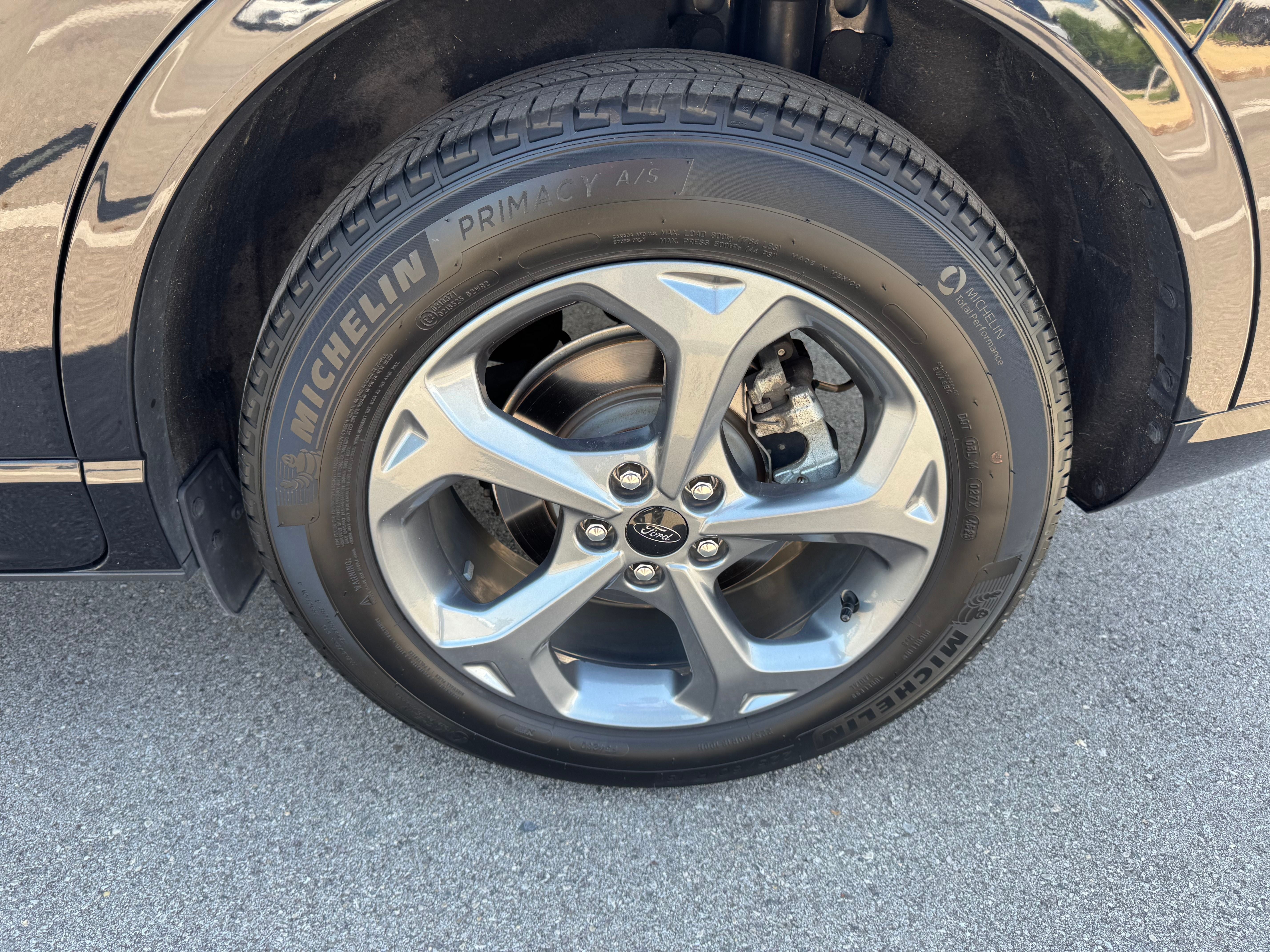 2024 Ford Escape ST-Line 300A pkg