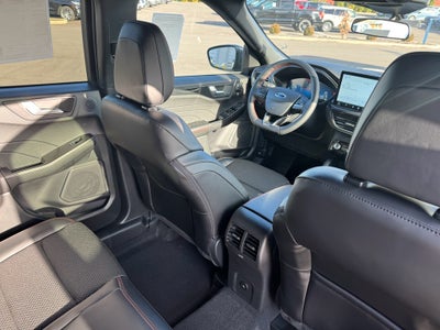 2026 Ford Escape ST-Line Select AWD