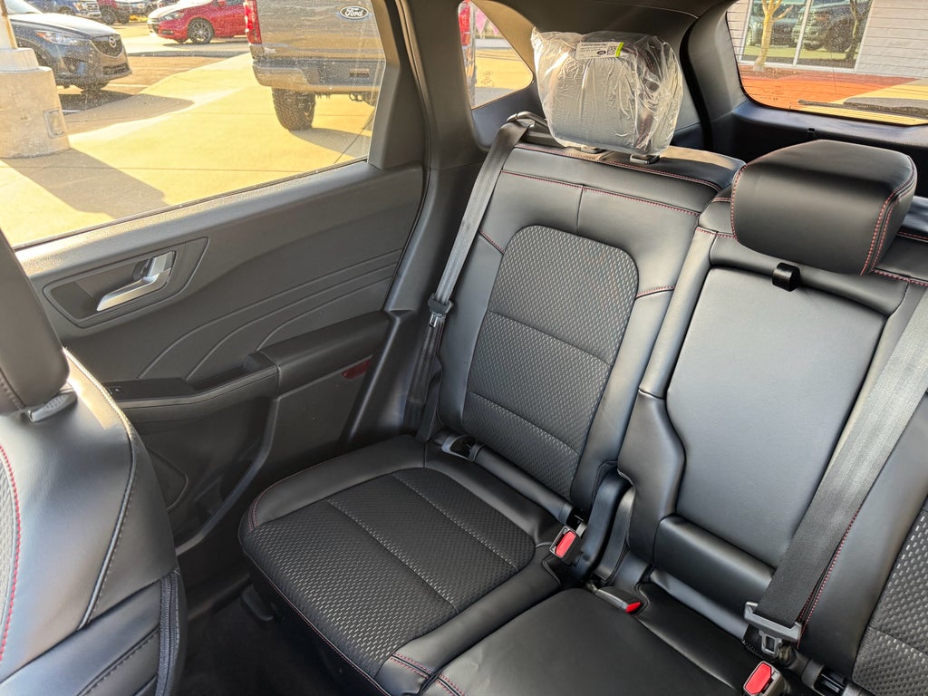 2026 Ford Escape ST-Line Select AWD