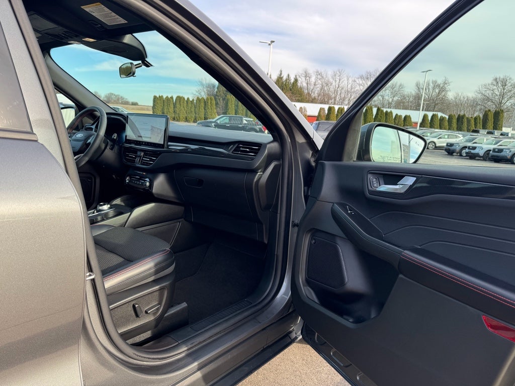 2023 Ford Escape ST-Line Select AWD