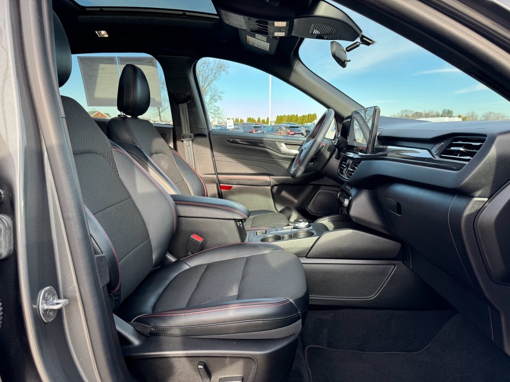 2023 Ford Escape ST-Line Select AWD