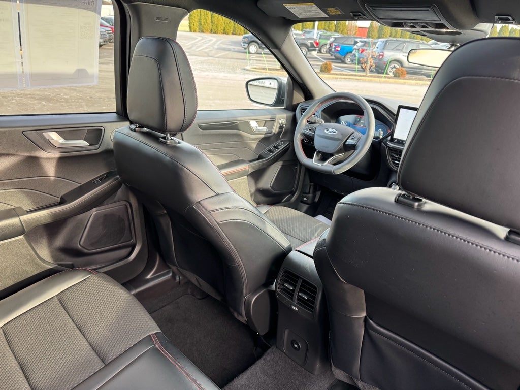 2023 Ford Escape ST-Line Select AWD