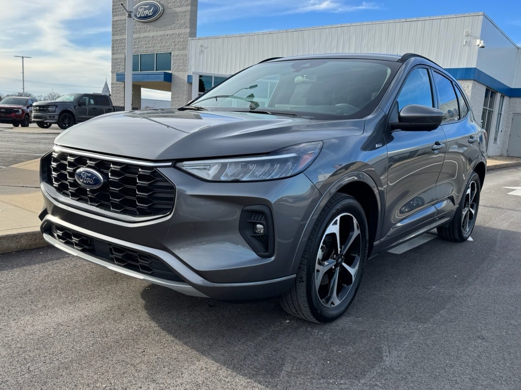 2023 Ford Escape ST-Line Select AWD