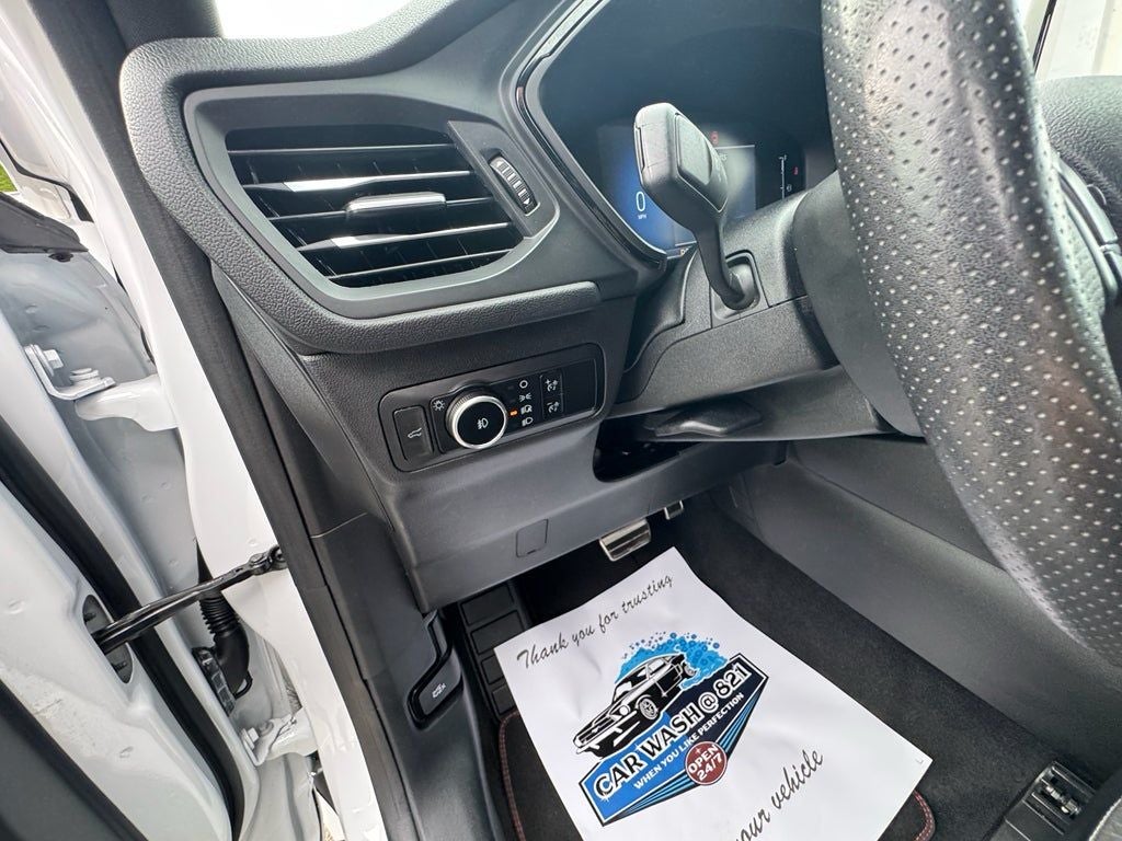 2023 Ford Escape ST-Line Select