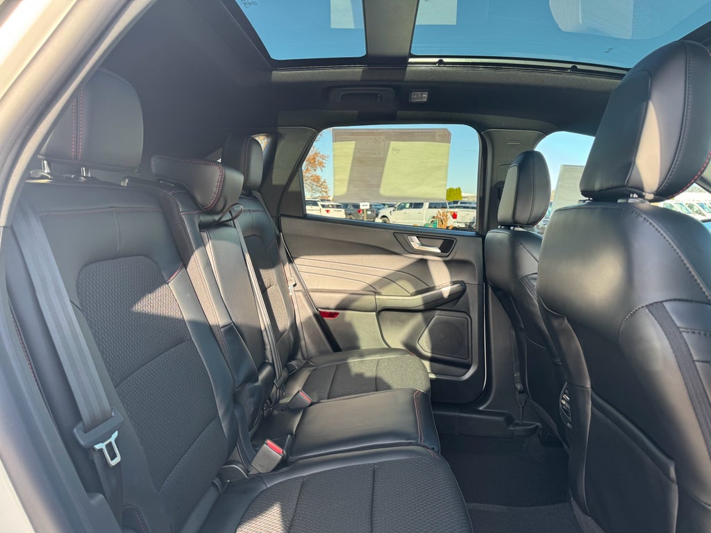 2026 Ford Escape ST-Line Select AWD