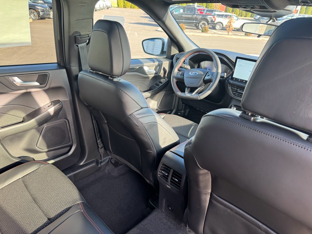 2026 Ford Escape ST-Line Select AWD