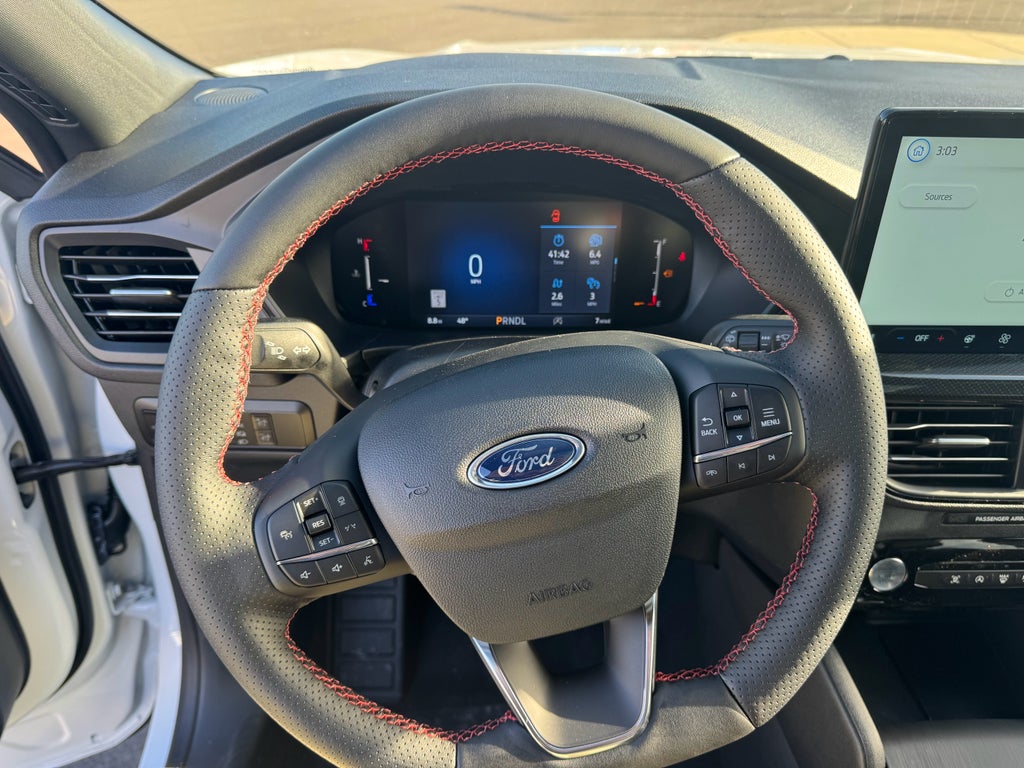 2026 Ford Escape ST-Line Select AWD