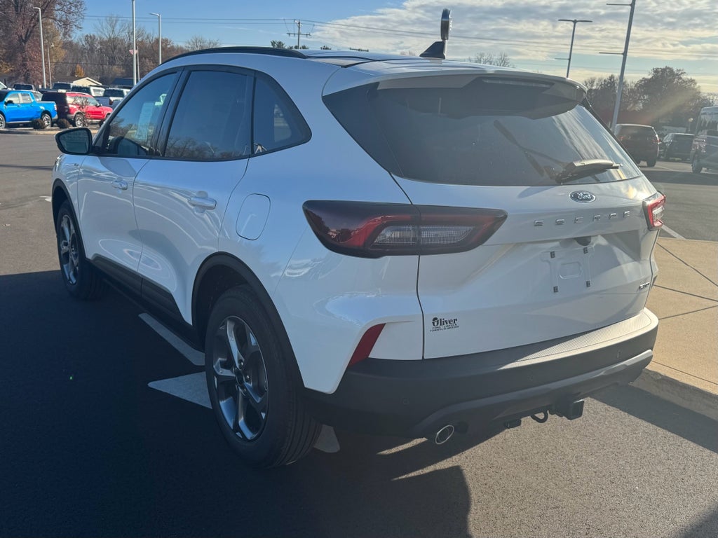 2026 Ford Escape ST-Line Select AWD