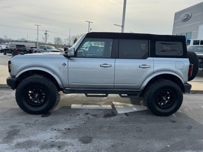 2023 Ford Bronco Outer Banks 4WD
