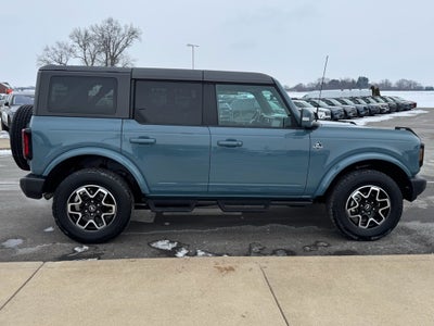 2023 Ford Bronco Outer Banks 4WD
