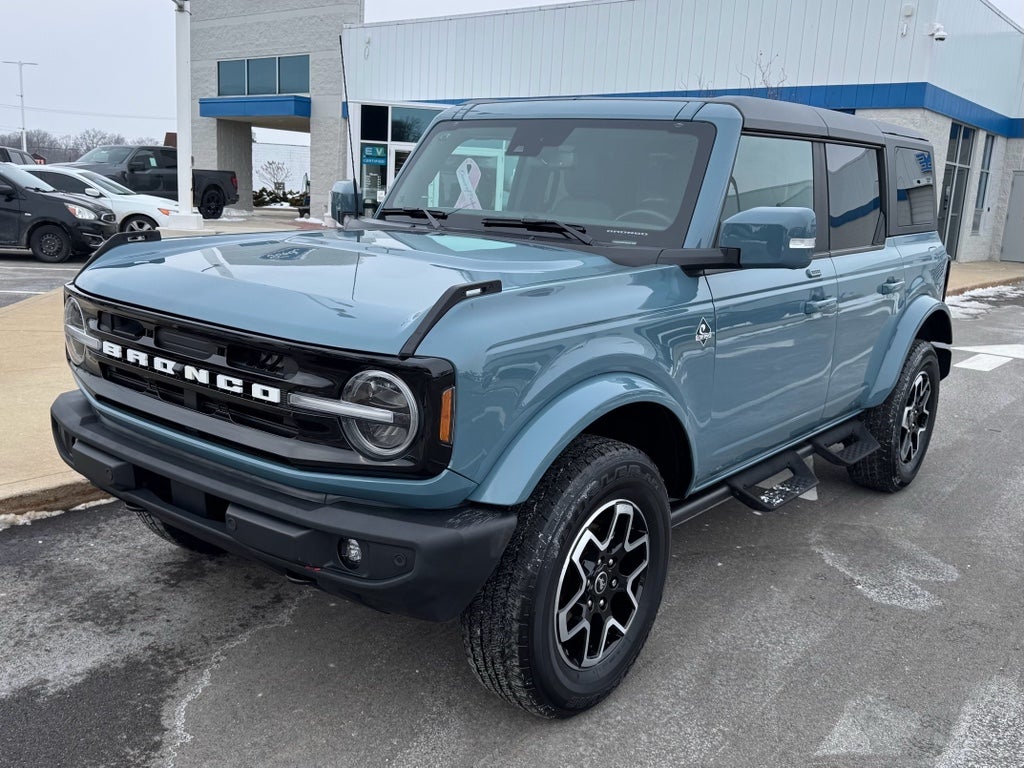 2023 Ford Bronco Outer Banks 4WD