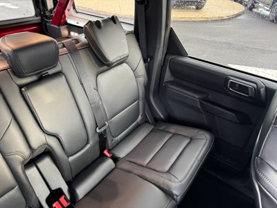 2025 Ford Bronco Badlands 4WD