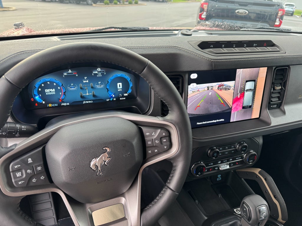 2025 Ford Bronco Badlands 4WD