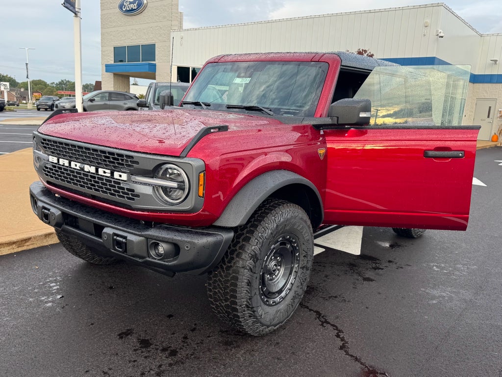 2025 Ford Bronco Badlands 4WD