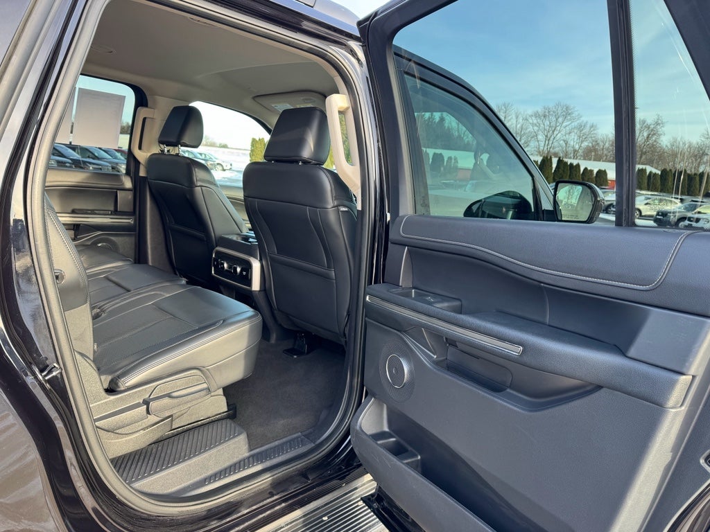2024 Ford Expedition MAX XLT 4WD