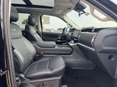 2025 Ford Expedition MAX Platinum 4WD