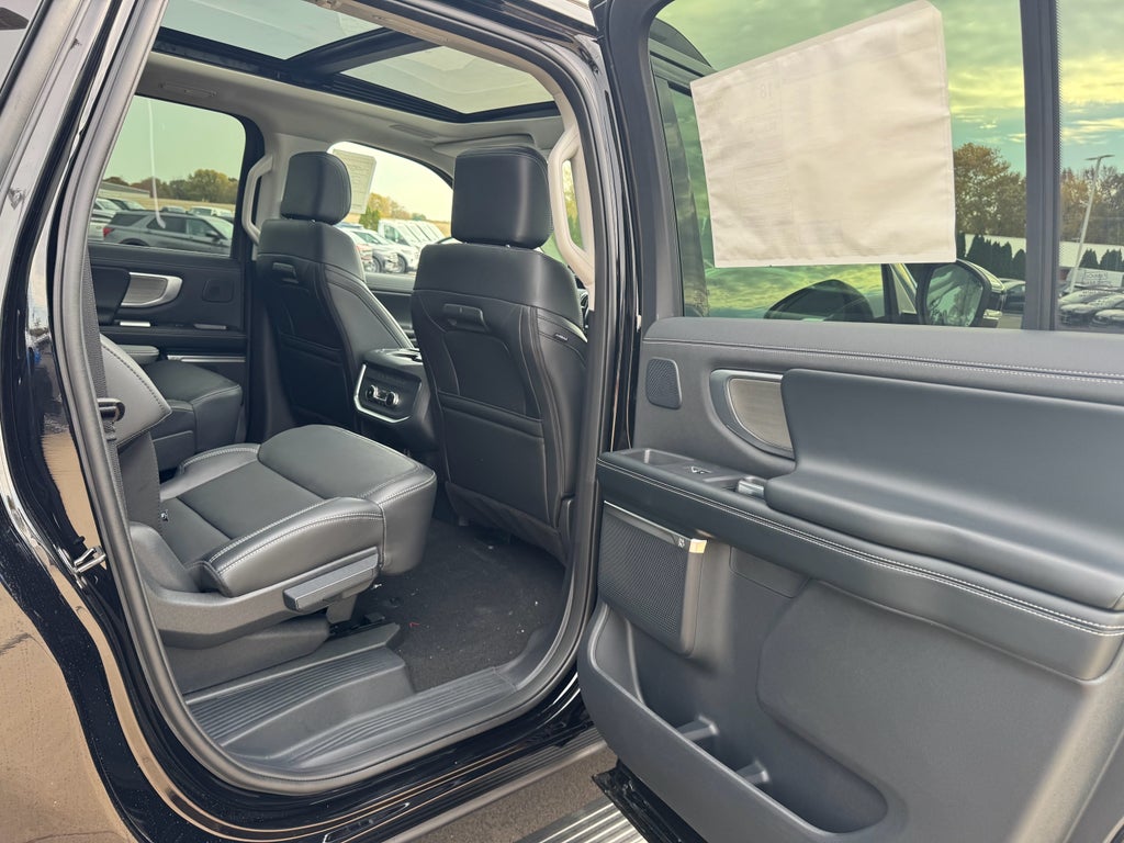 2025 Ford Expedition MAX Platinum 4WD