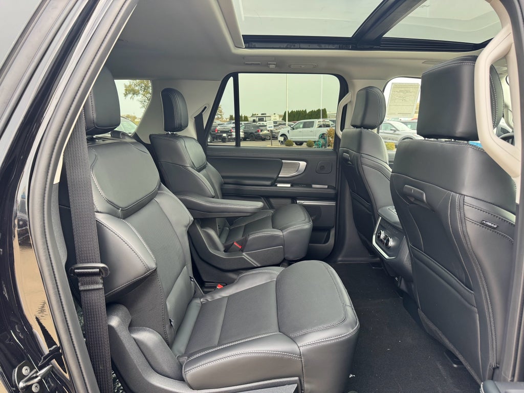 2025 Ford Expedition MAX Platinum 4WD