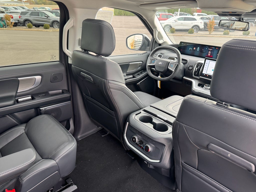 2025 Ford Expedition MAX Platinum 4WD