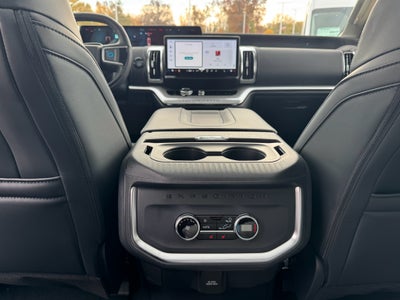 2025 Ford Expedition MAX Platinum 4WD