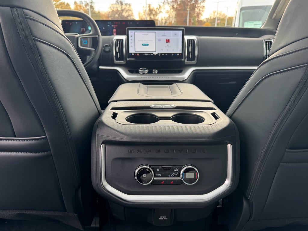 2025 Ford Expedition MAX Platinum 4WD