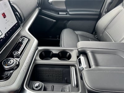 2025 Ford Expedition MAX Platinum 4WD