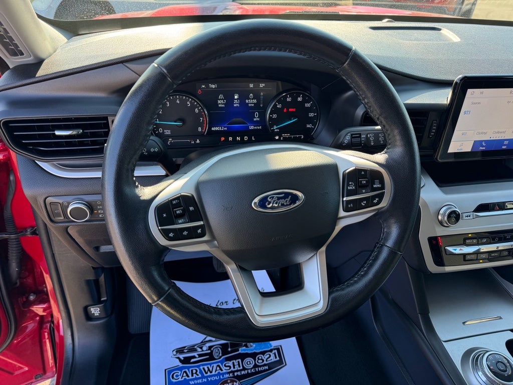 2022 Ford Explorer XLT 4WD