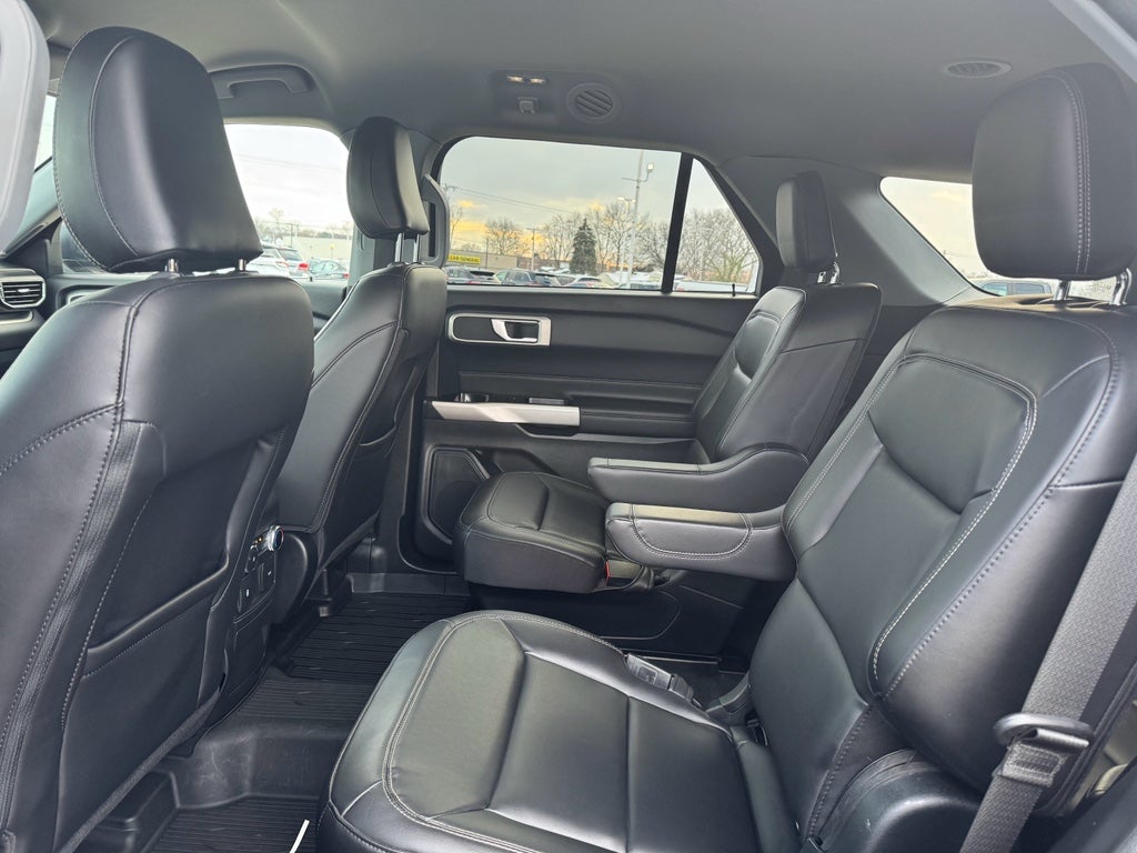2022 Ford Explorer XLT 4WD