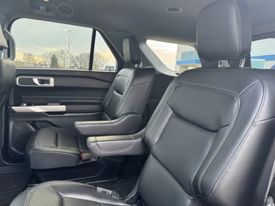 2022 Ford Explorer XLT 4WD