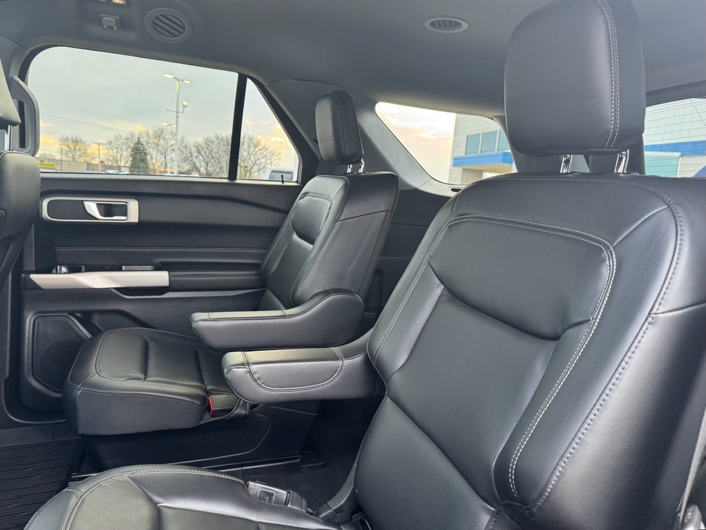2022 Ford Explorer XLT 4WD