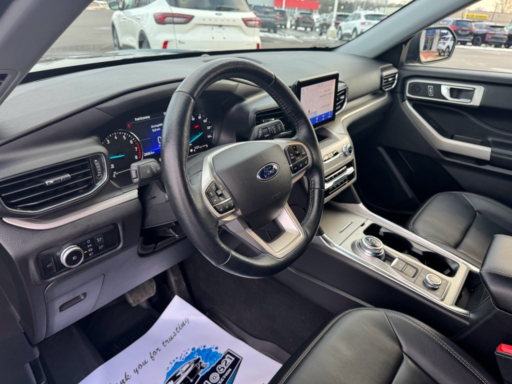 2022 Ford Explorer XLT 4WD