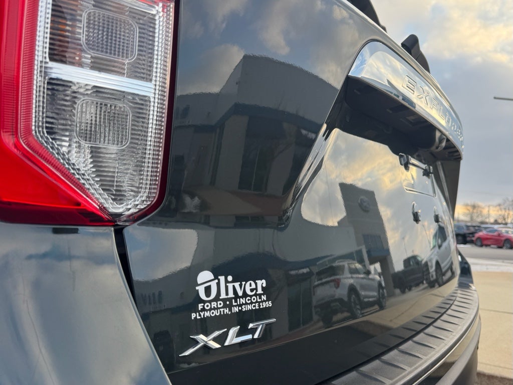 2022 Ford Explorer XLT 4WD
