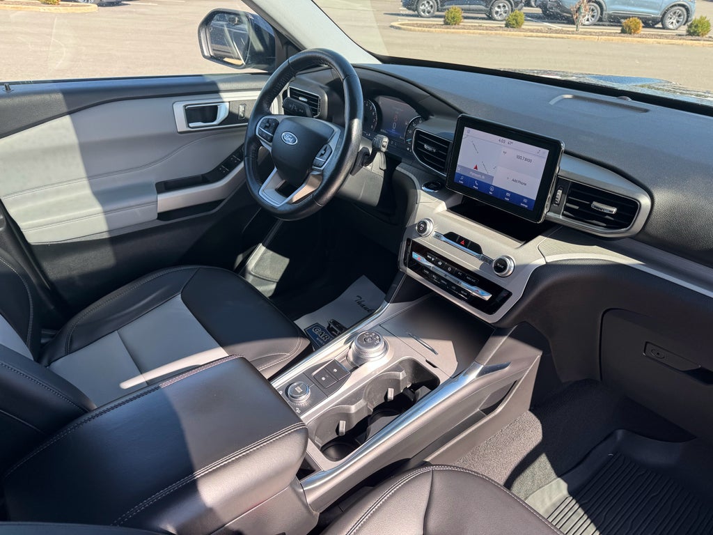 2023 Ford Explorer XLT 4WD