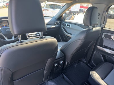 2023 Ford Explorer XLT 4WD