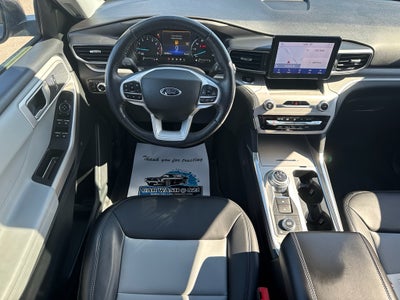 2023 Ford Explorer XLT 4WD