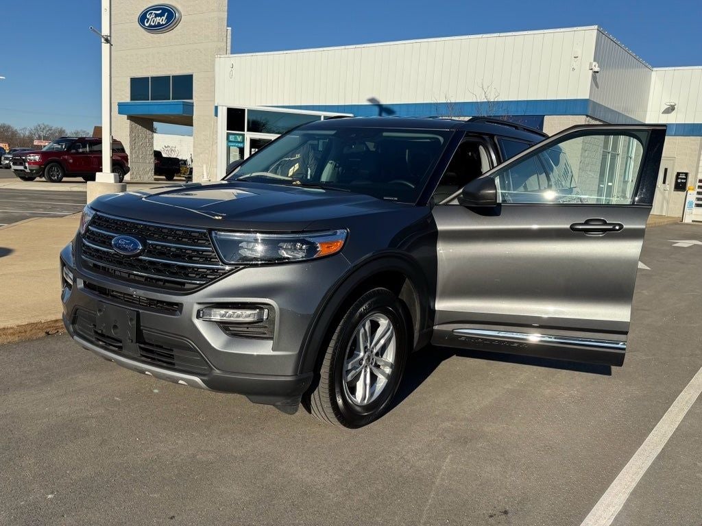 2024 Ford Explorer XLT