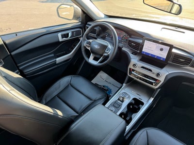 2024 Ford Explorer XLT 4WD