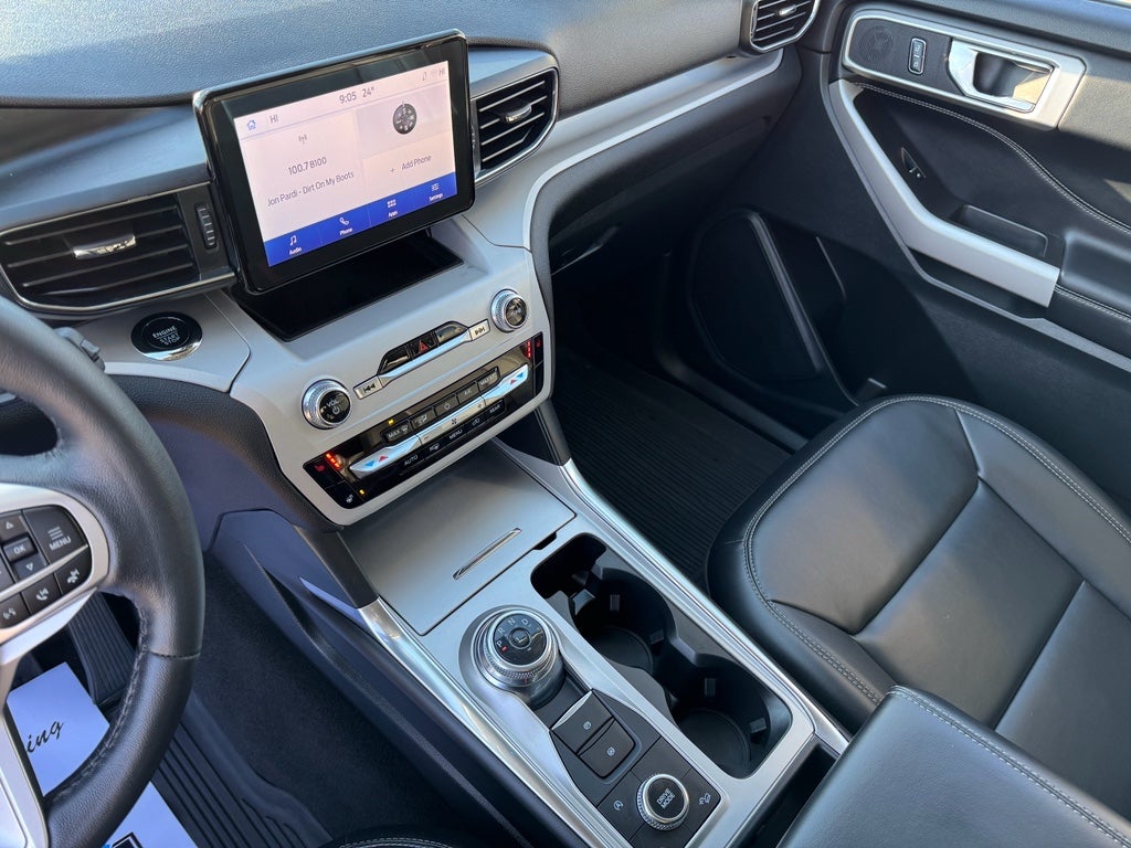 2024 Ford Explorer XLT 4WD