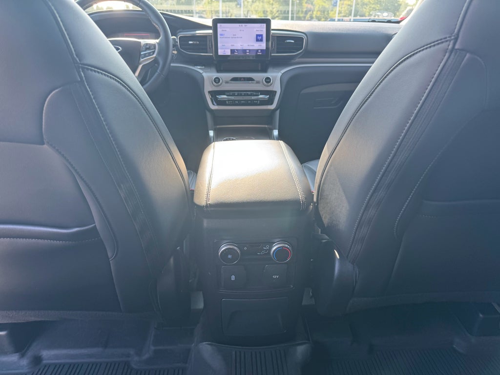 2023 Ford Explorer XLT 4WD