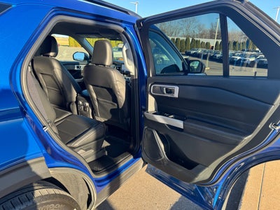 2022 Ford Explorer XLT 4WD