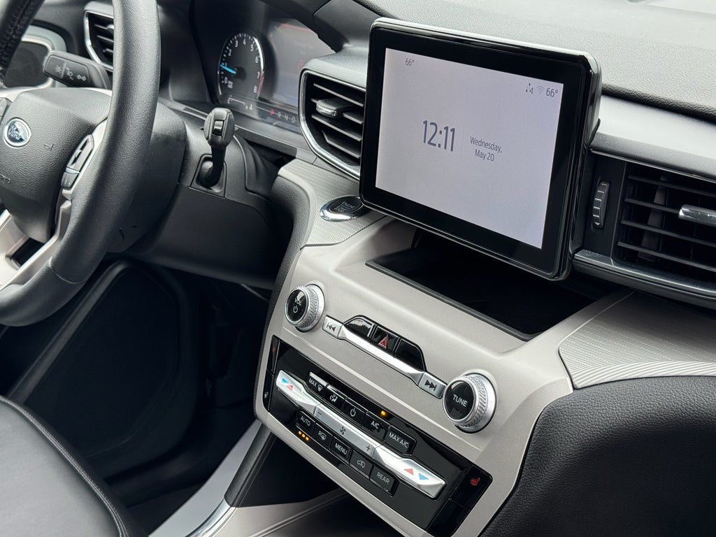2023 Ford Explorer XLT 4WD
