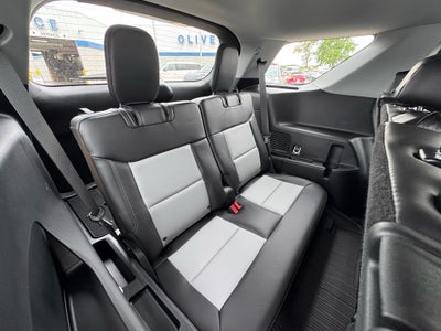 2023 Ford Explorer XLT 4WD