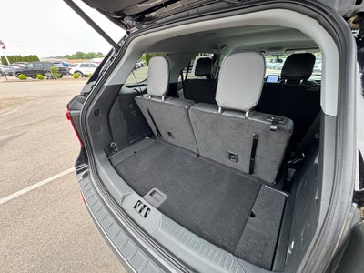2023 Ford Explorer XLT 4WD