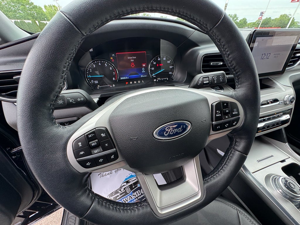 2023 Ford Explorer XLT 4WD